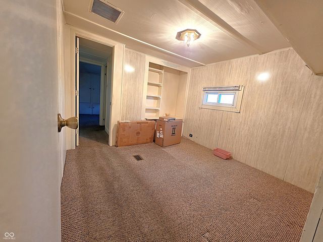 621 N North Street, Sharpsville, IN 46068