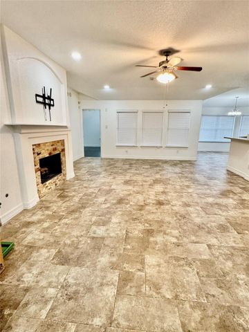 21424 Quail Point Ln, Montgomery, TX 77365