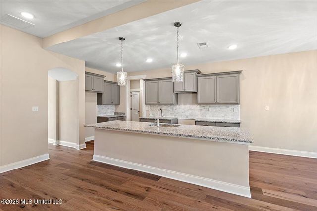 302 Wells Drive, Hernando, MS 38632
