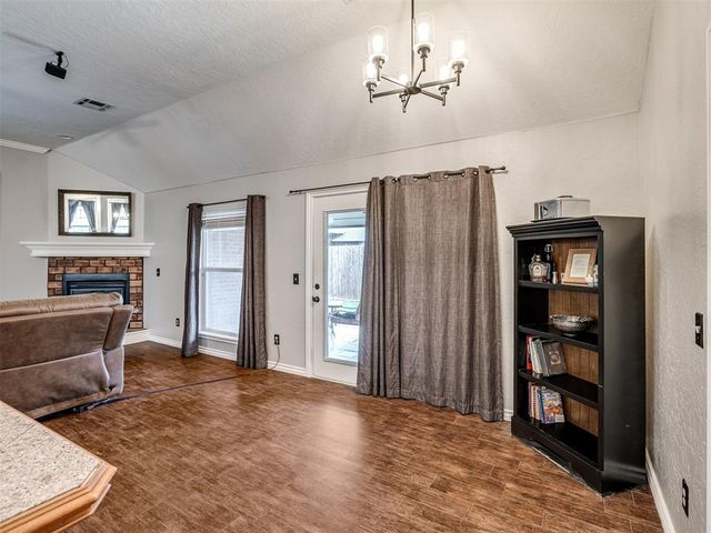 316 E Charlotte Terrace, Mustang, OK 73064