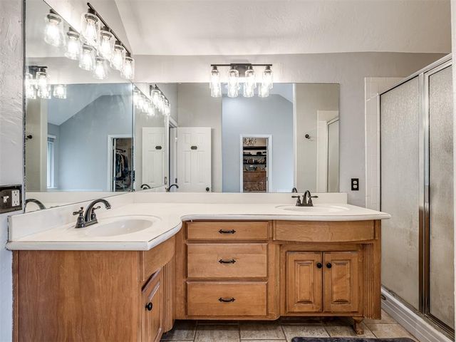 316 E Charlotte Terrace, Mustang, OK 73064