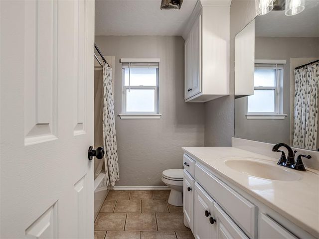 316 E Charlotte Terrace, Mustang, OK 73064