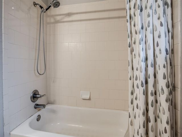 316 E Charlotte Terrace, Mustang, OK 73064