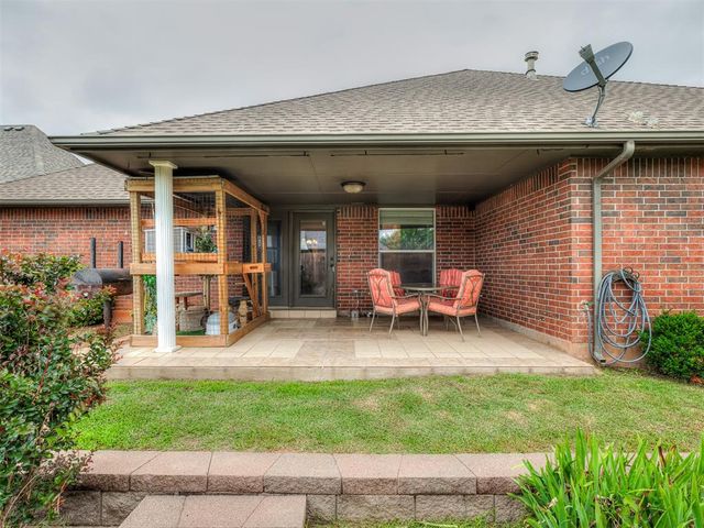 316 E Charlotte Terrace, Mustang, OK 73064