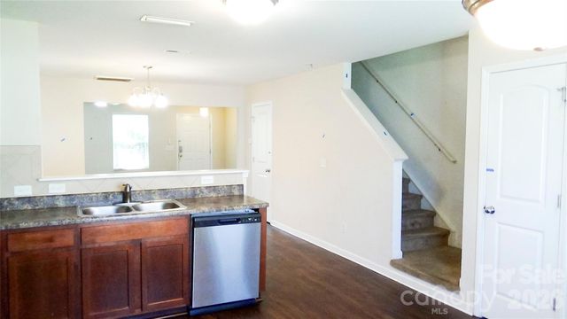 10738 Derryrush Drive, Charlotte, NC 28213
