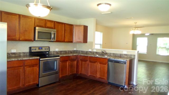 10738 Derryrush Drive, Charlotte, NC 28213