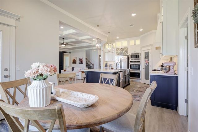 409 Greens Parkway, Norman, OK 73069