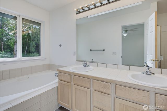 5511 96th Drive SE, Snohomish, WA 98290