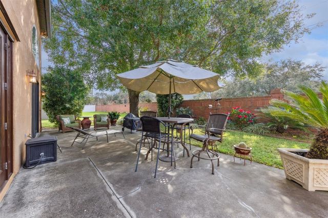 393 LAKE AMBERLEIGH DRIVE, Winter Garden, FL 34787