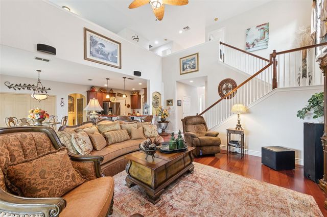 393 LAKE AMBERLEIGH DRIVE, Winter Garden, FL 34787