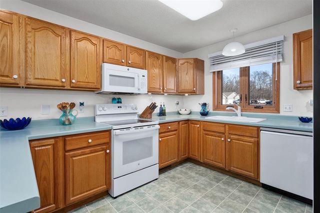 1143 Weather Ridge Road, Chippewa Falls, WI 54729