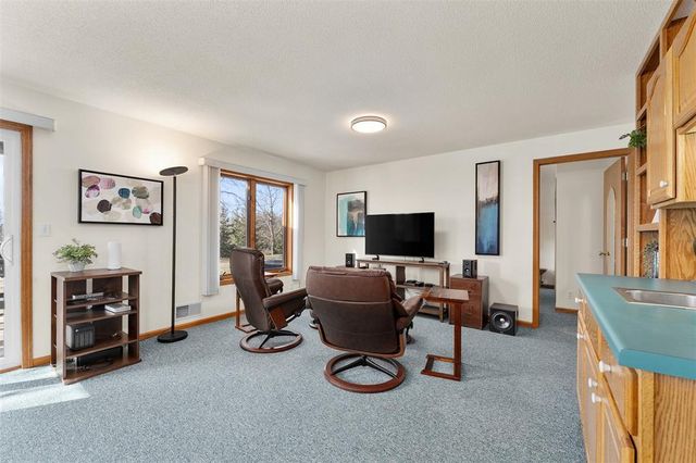 1143 Weather Ridge Road, Chippewa Falls, WI 54729