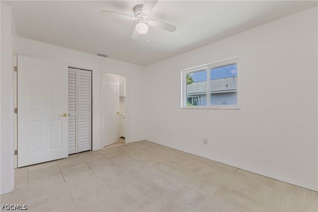 16593 Davis RD, Fort Myers, FL 33908