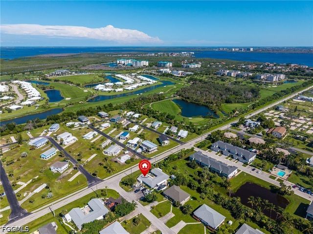 16593 Davis RD, Fort Myers, FL 33908