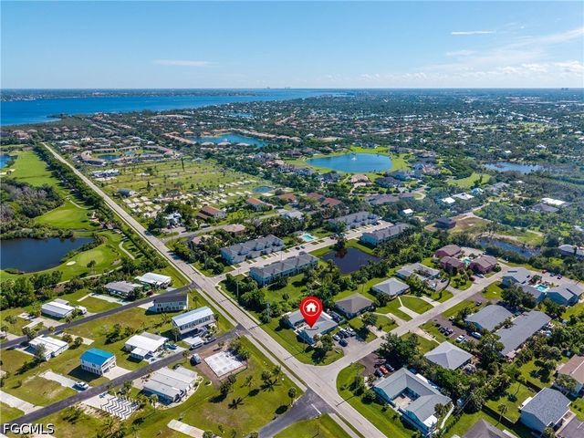 16593 Davis RD, Fort Myers, FL 33908