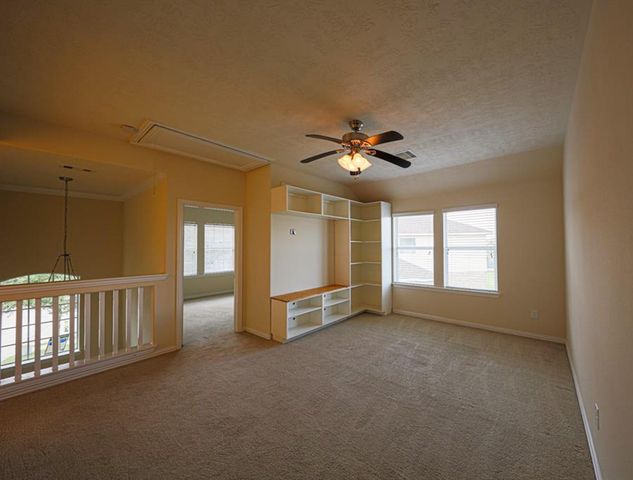 140 Avery Springs Lane, League City, TX 77539