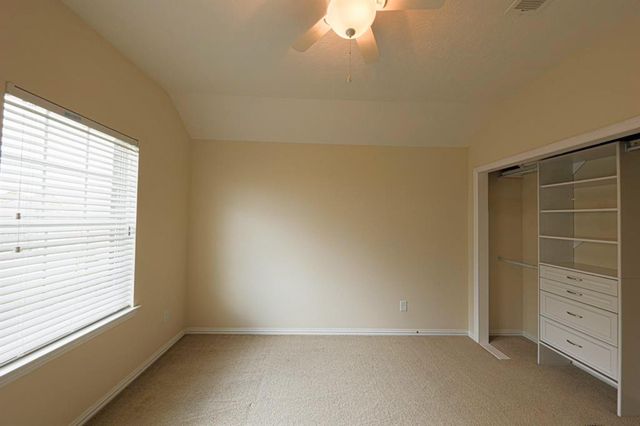 140 Avery Springs Lane, League City, TX 77539