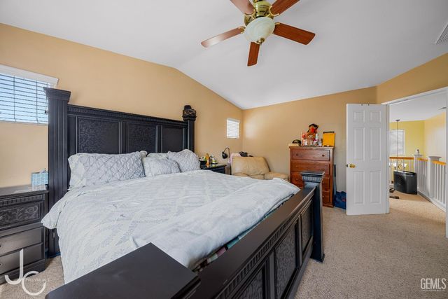 11117 Grand Prairie Drive, Bakersfield, CA 93311