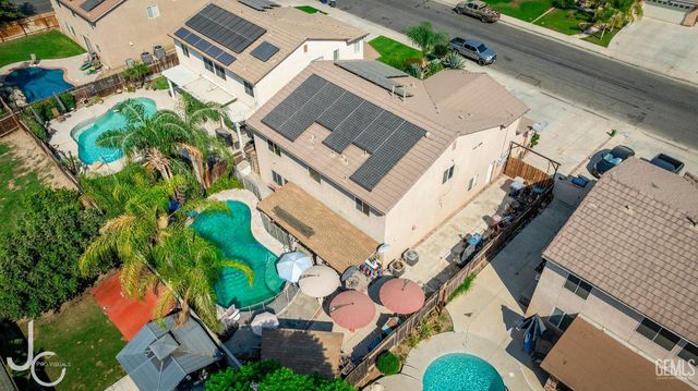 11117 Grand Prairie Drive, Bakersfield, CA 93311