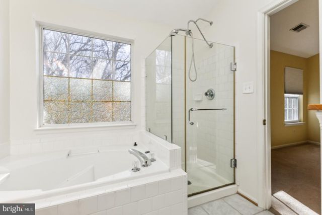 5835 STREAM POND CT, Centreville, VA 20120