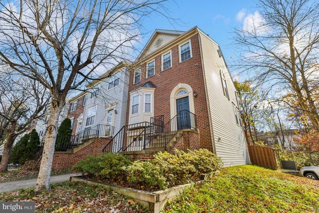 5835 STREAM POND CT, Centreville, VA 20120