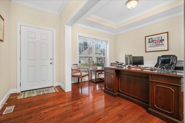 2496 Eastway Drive, Lexington, KY 40503