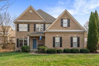 2496 Eastway Drive, Lexington, KY 40503