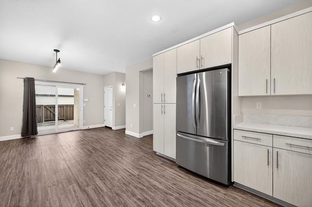 10853 Portico Cir, Rancho Cordova, CA 95670