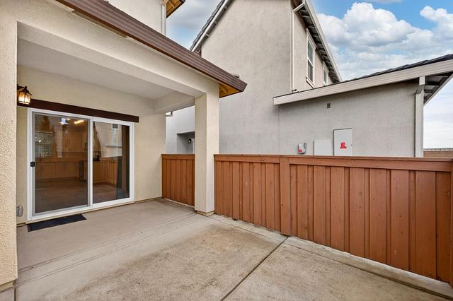 10853 Portico Cir, Rancho Cordova, CA 95670