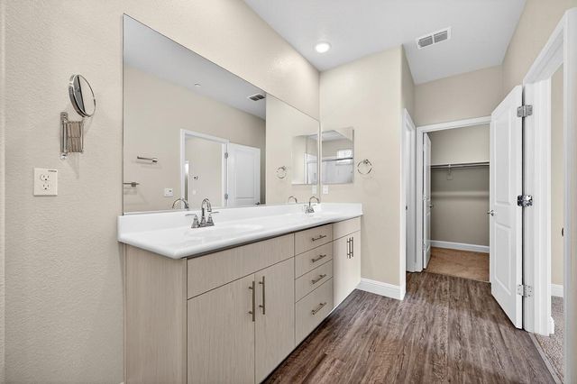 10853 Portico Cir, Rancho Cordova, CA 95670