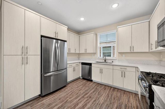 10853 Portico Cir, Rancho Cordova, CA 95670