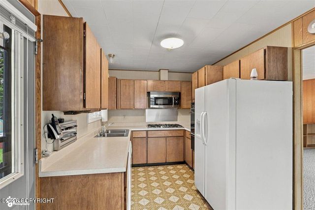 1414 Patterson Street, Anchorage, AK 99504
