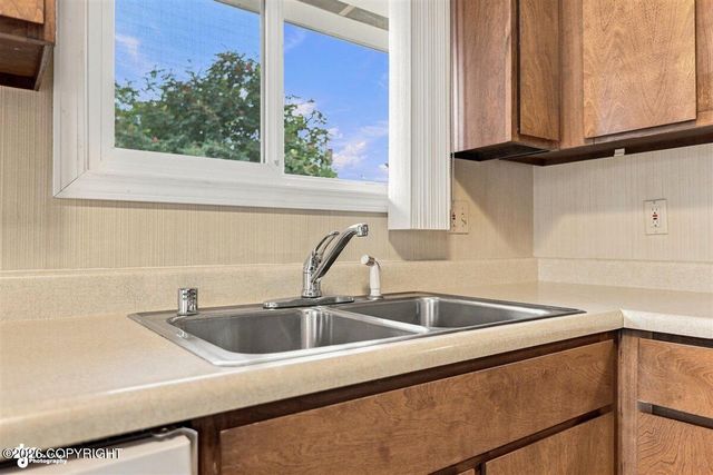 1414 Patterson Street, Anchorage, AK 99504