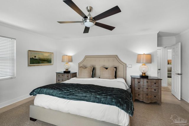 934 Aquamarine Dr, Gulf Breeze, FL 32563