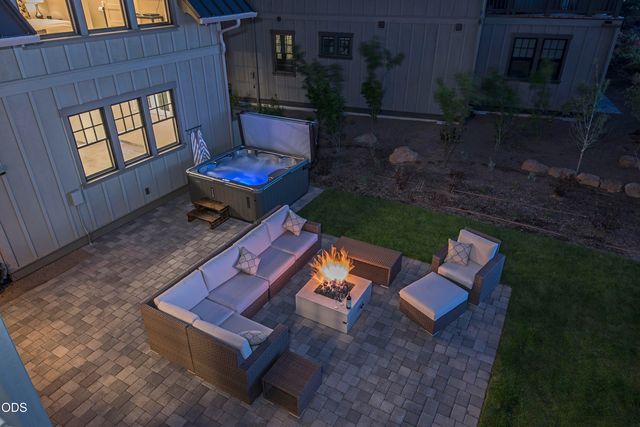 19238 Solomon Drive, Bend, OR 97702