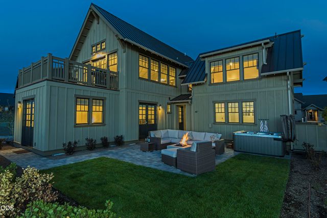 19238 Solomon Drive, Bend, OR 97702