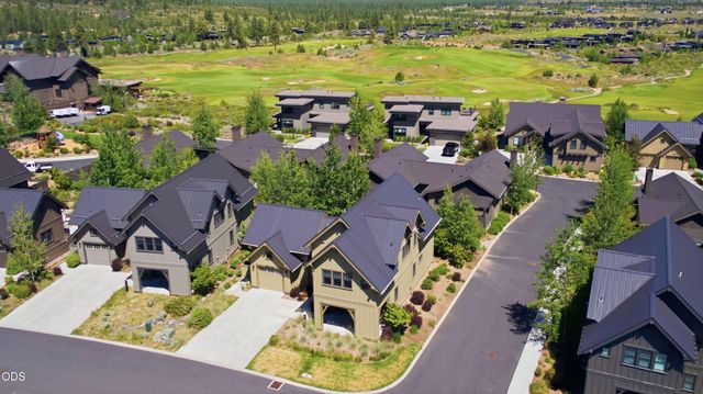 19238 Solomon Drive, Bend, OR 97702
