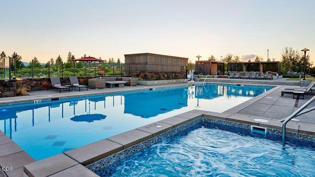 19238 Solomon Drive, Bend, OR 97702