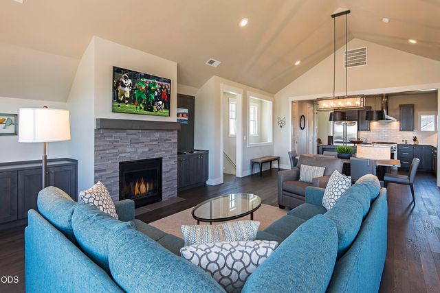 19238 Solomon Drive, Bend, OR 97702
