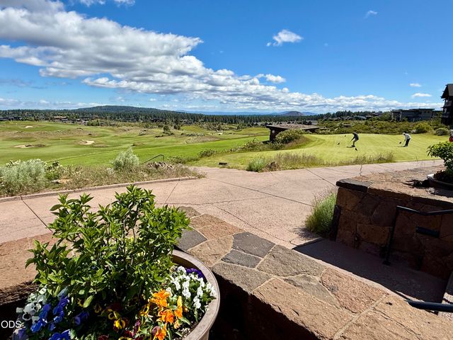 19238 Solomon Drive, Bend, OR 97702