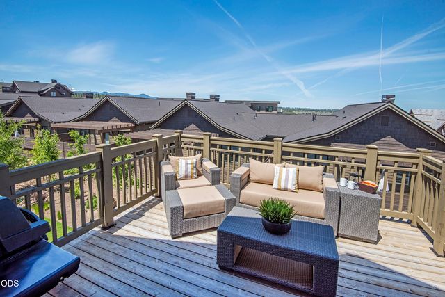 19238 Solomon Drive, Bend, OR 97702