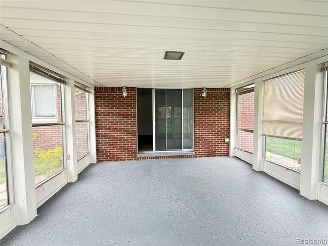 3622 Dawn Drive, Warren, MI 48092