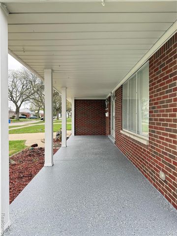 3622 Dawn Drive, Warren, MI 48092