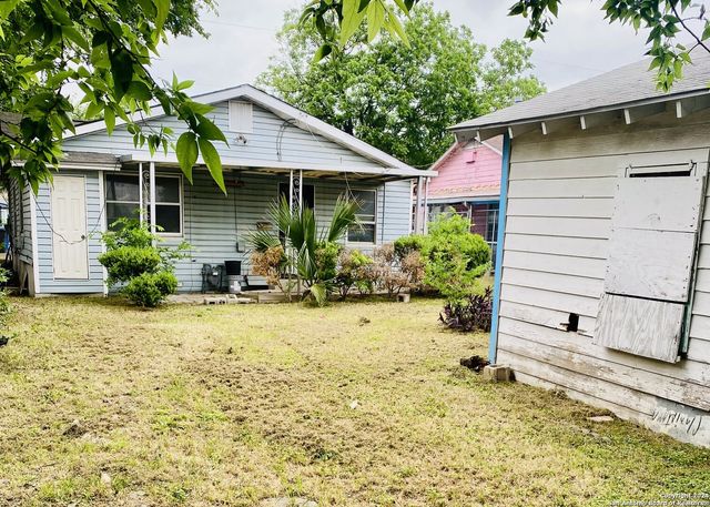 1326 NW 23rd St, San Antonio, TX 78207