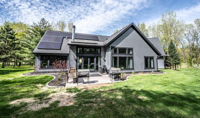 5211 Trading Post Trail S, Afton, MN 55001