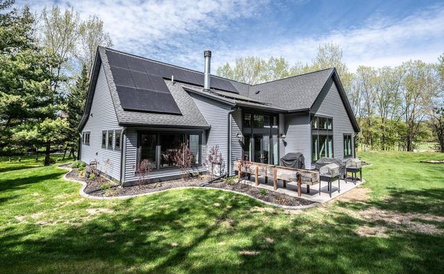 5211 Trading Post Trail S, Afton, MN 55001