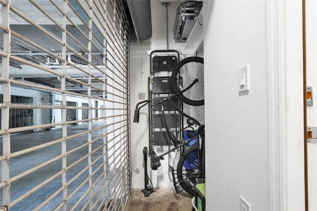200 Washington Avenue 15, Miami Beach, FL 33139