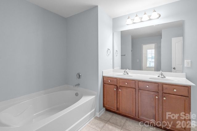 4921 William Caldwell Avenue, Charlotte, NC 28213