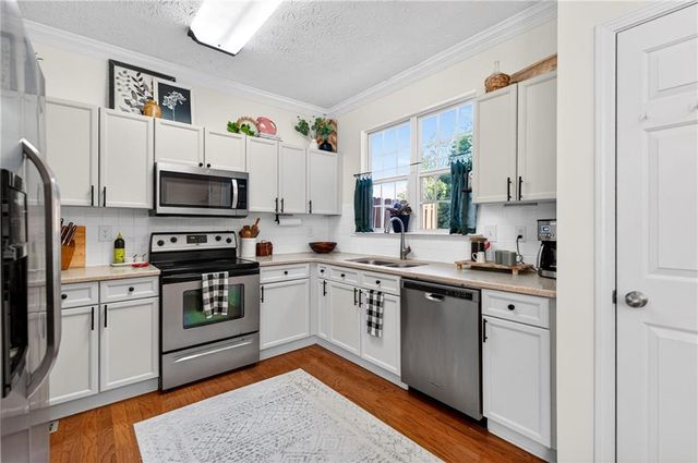 4638 Beacon Ridge Lane, Flowery Branch, GA 30542