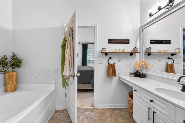 4638 Beacon Ridge Lane, Flowery Branch, GA 30542